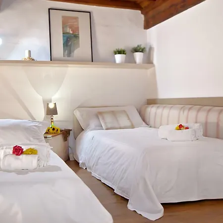 Apartment Frescobaldi Florenz